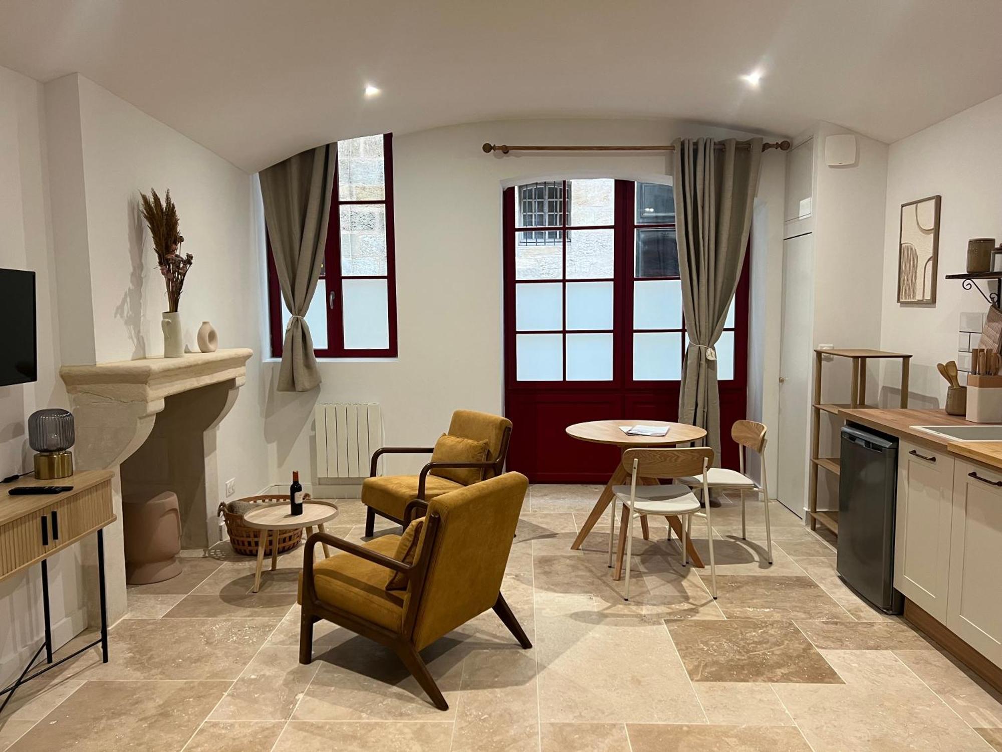 By Homy Apartment Bordeaux Bagian luar foto
